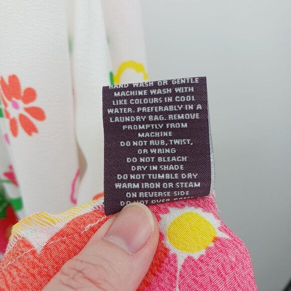 Mister Zimi Abbie Maxi Dress In White Meadow Size 6US/10AUS Floral Print Viscose - Picture 11 of 16